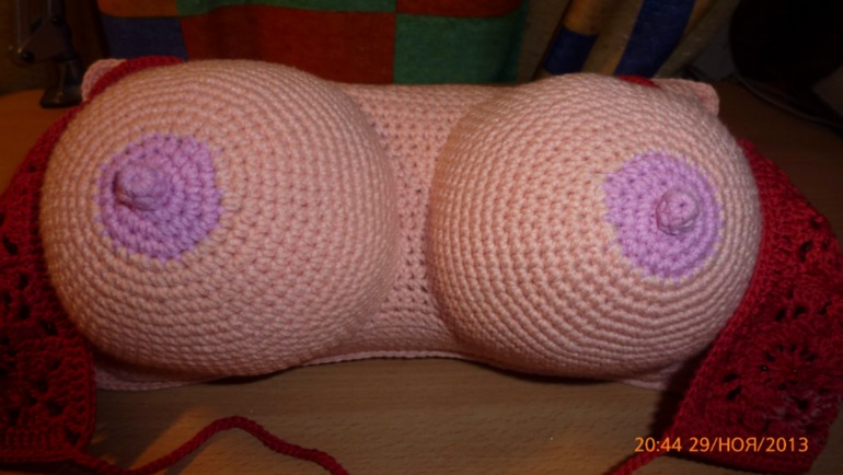 подушка грудь 18+