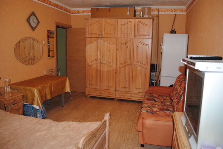 Продам трехкомнатную квартиру на Братиславской