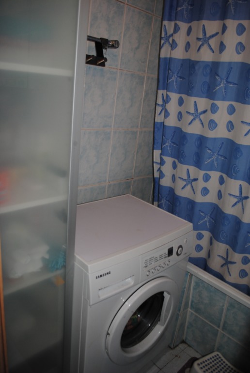 Продам трехкомнатную квартиру на Братиславской