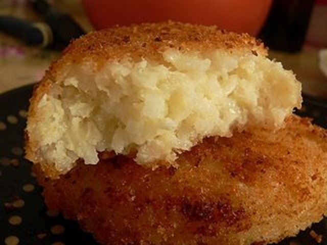 Рисово-рыбные котлеты