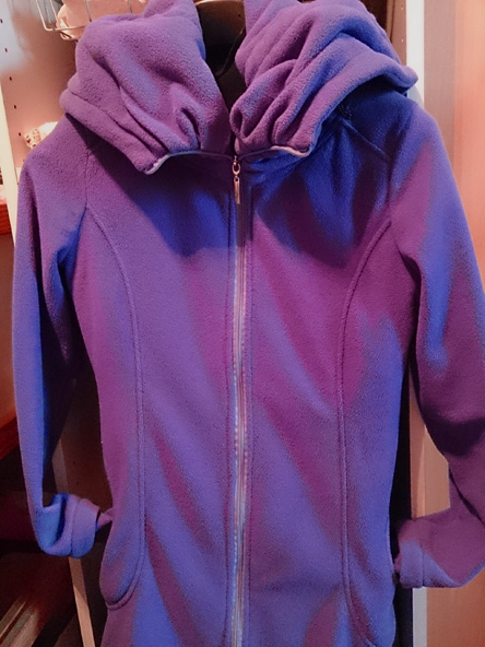 Джинсы, брючки для беременных 44 размер, слингокуртка, подушка