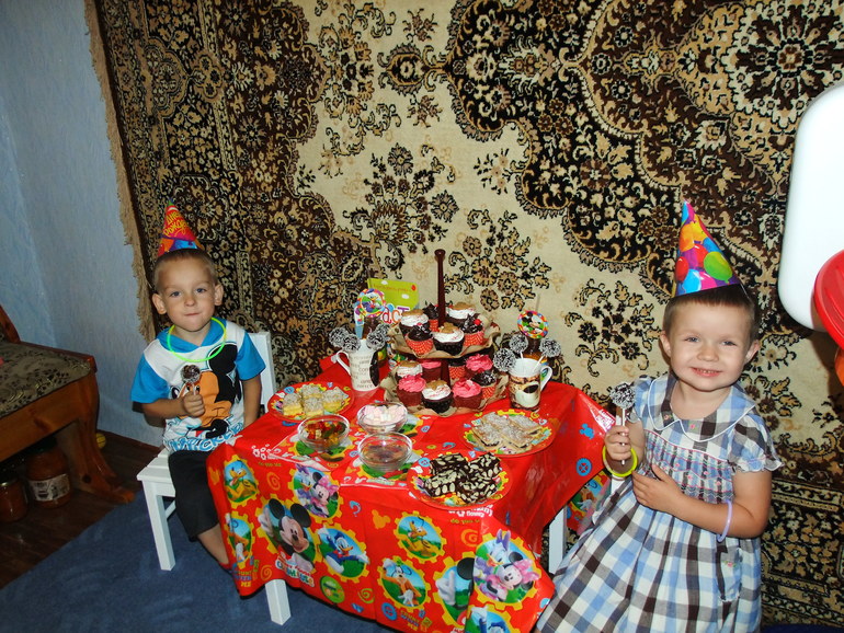 Нам 3 года!!!