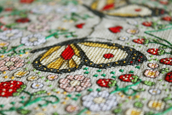 Вышитые сердца