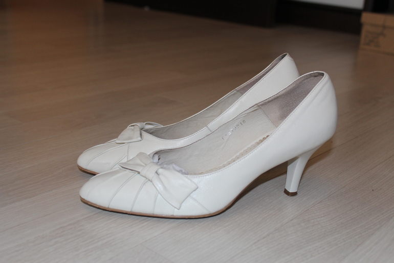 Свадебное платье, размер 42-44, 16500 руб.