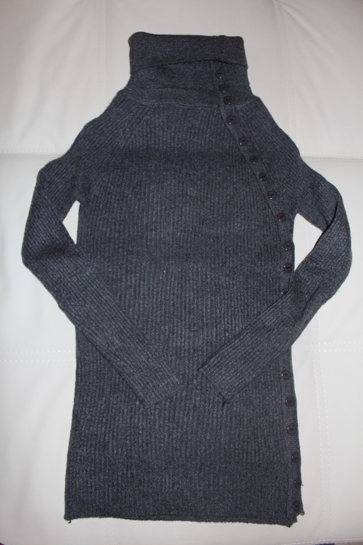 Свитер для меня и водолазка T.HILFIGER для мужа -СПАСИБО))))