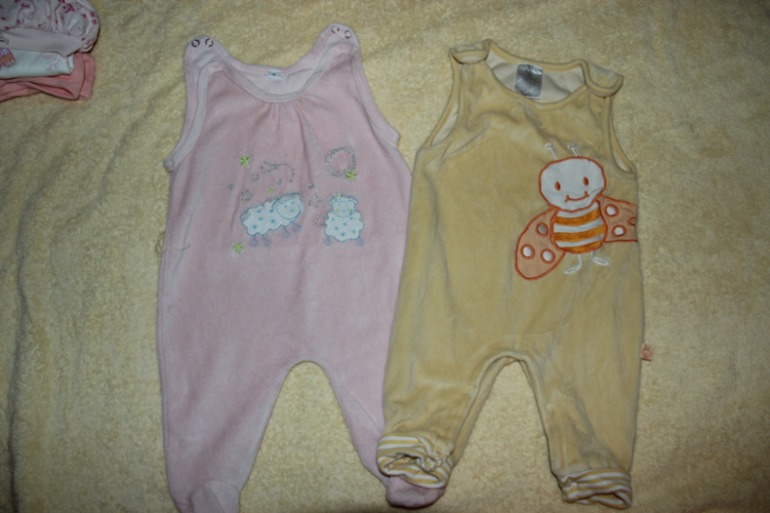 очень много фирменной одежды для девочки