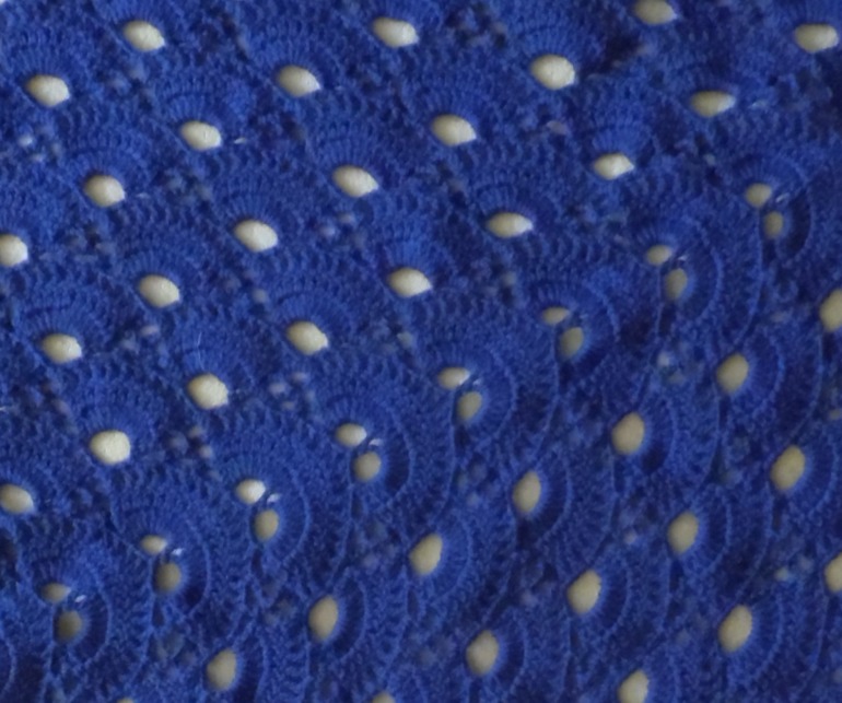 Моя первая шаль на заказ.