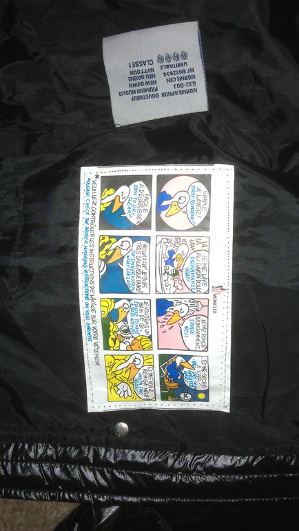 Пристрою Moncler пуховик за 3234 руб.Новый