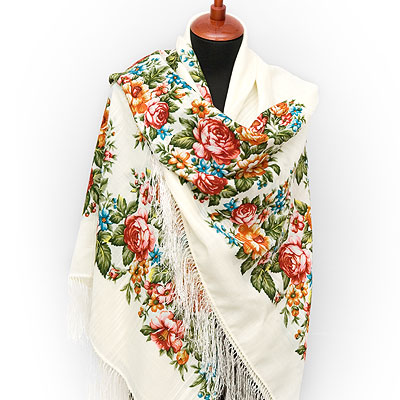 Теплый аксессуар - павлопосадский платок.