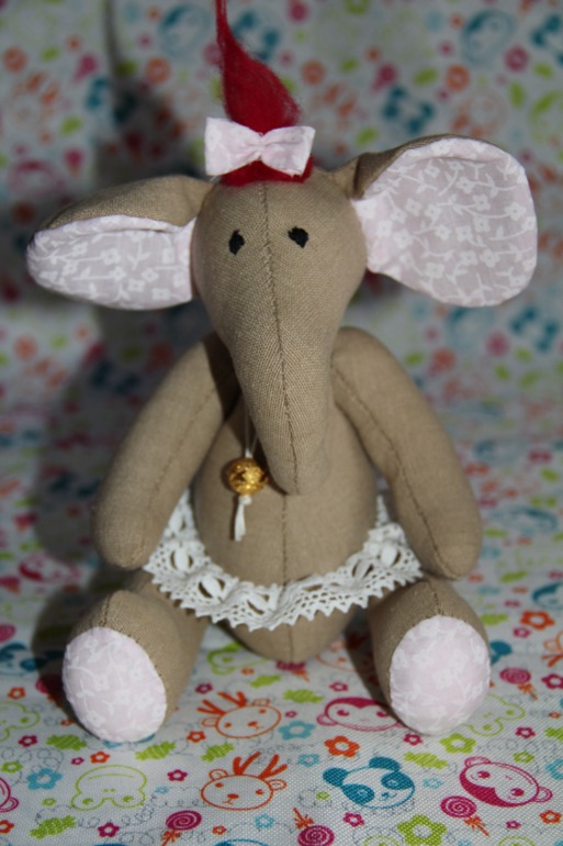 СЛОНИКИ...на выставку...