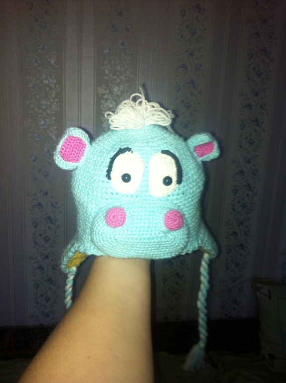 Моя шапуля бегемотик "Моня"