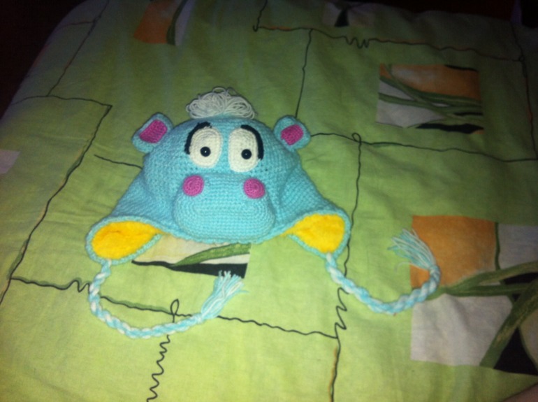 Моя шапуля бегемотик "Моня"