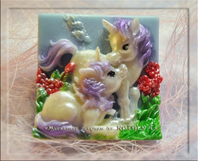 Лошадки, картинки и новые новогодние наборы))))