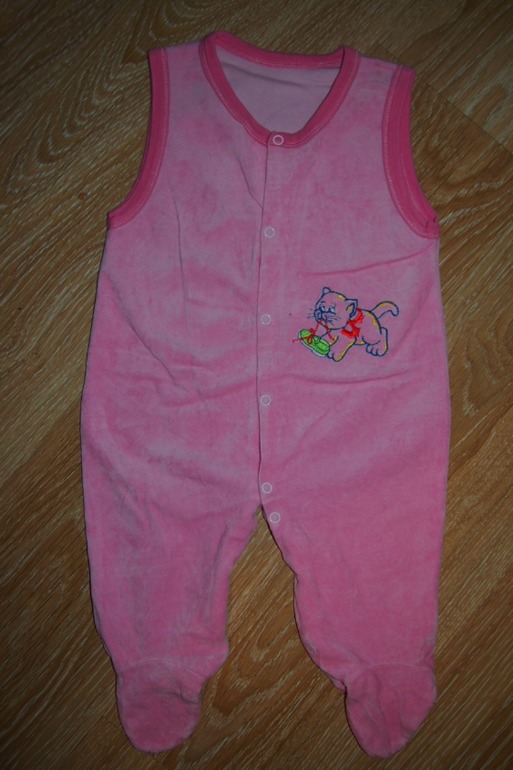 для девочки от рождения до 1,5 годика все сезоны