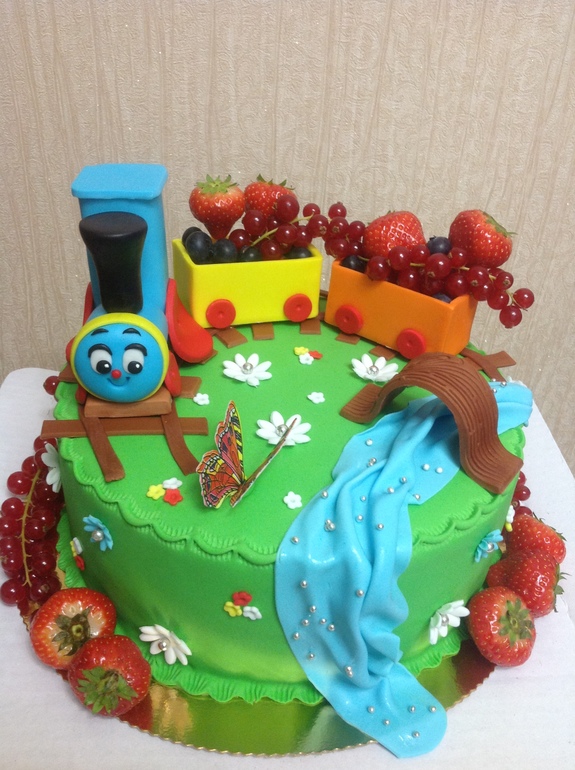 Паровозики  с ягодками и с конфетками)