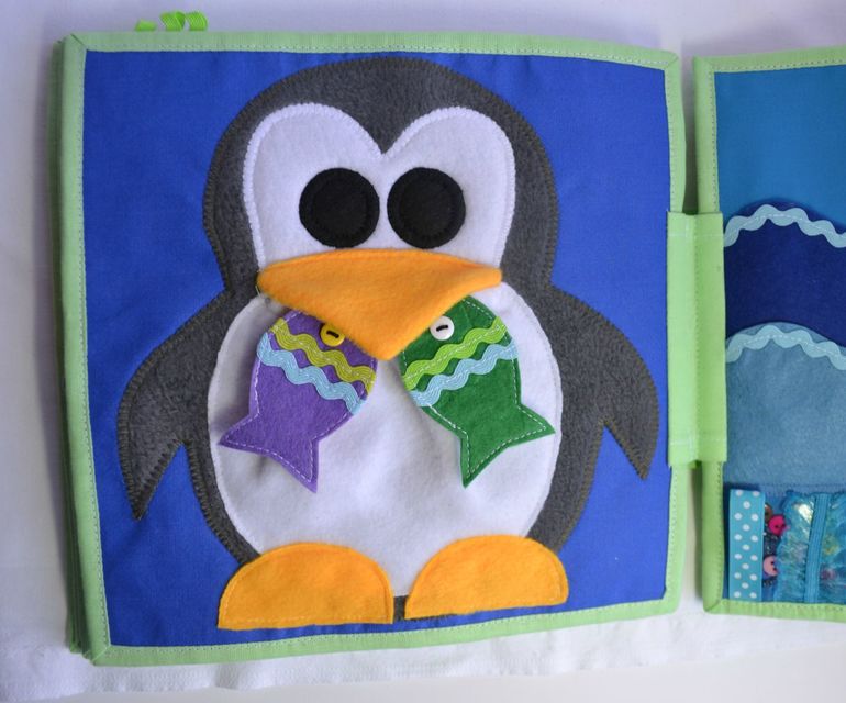 Именная развивающая книжечка)