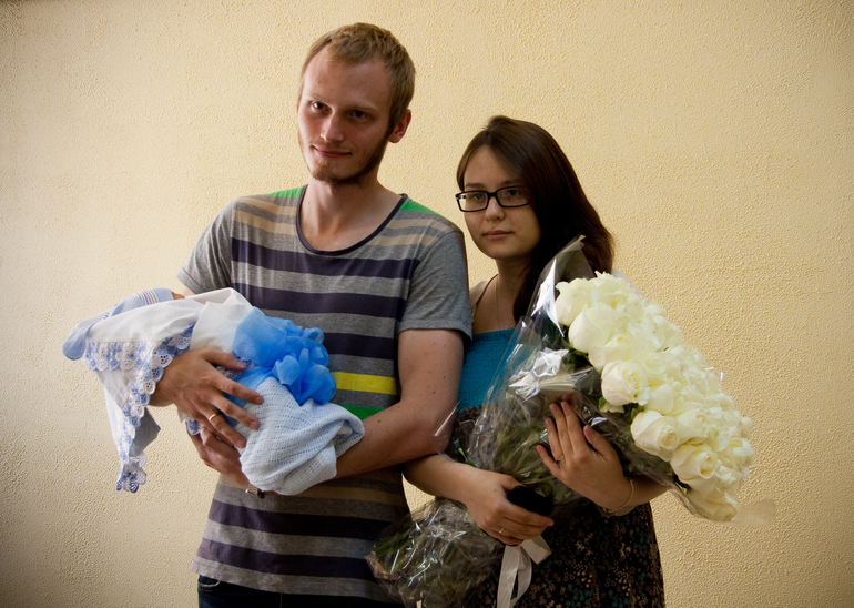 Идет четвертый месяц :)