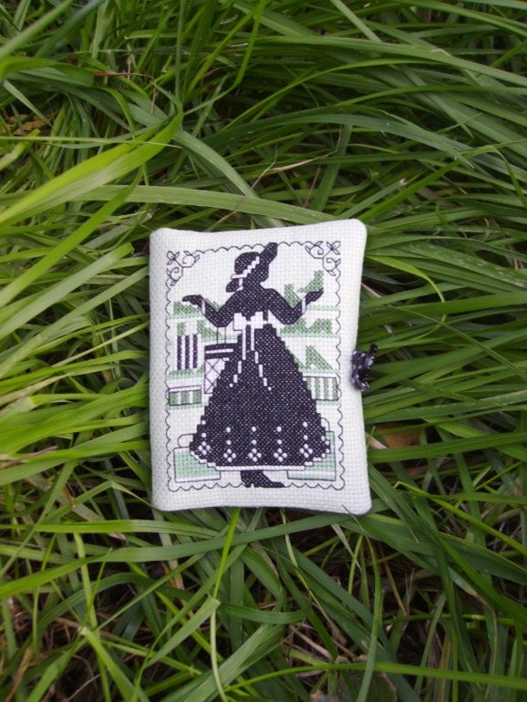 Нужная вещичка в дамской сумочке.