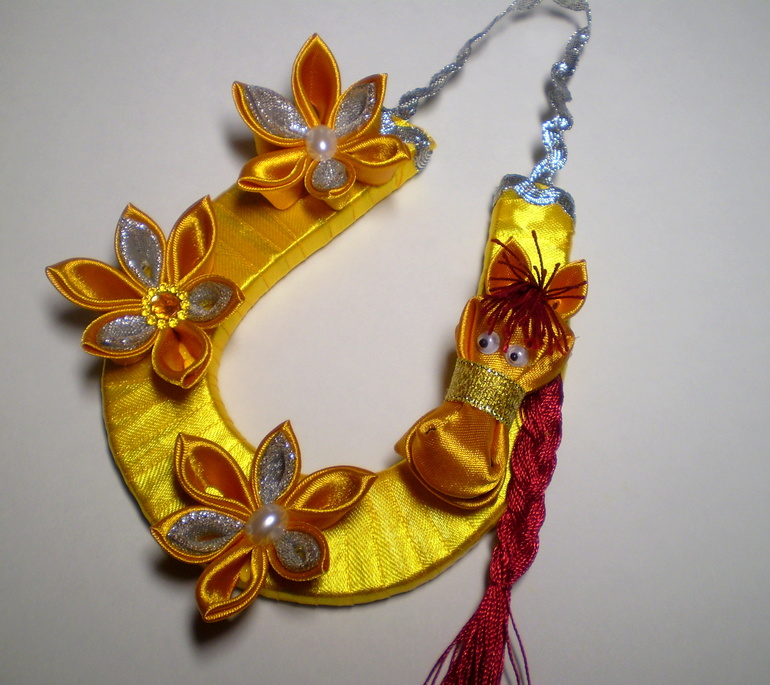 Подковки на подарки к Новому году (теперь с лошадкой)