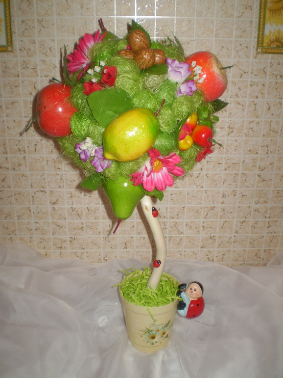 Еще одно деревце...