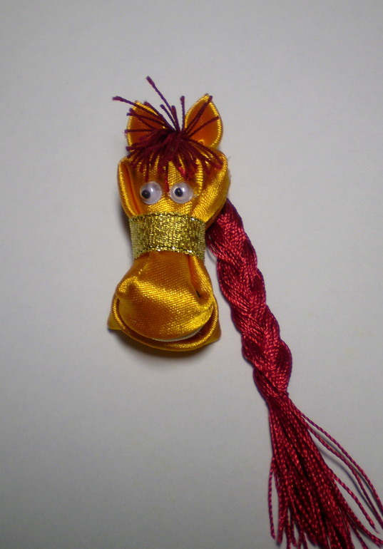 А теперь подковка с Лошадкой (еще более символичная)))