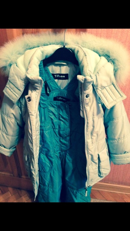 Продам комбинезон фирмы Тилсон