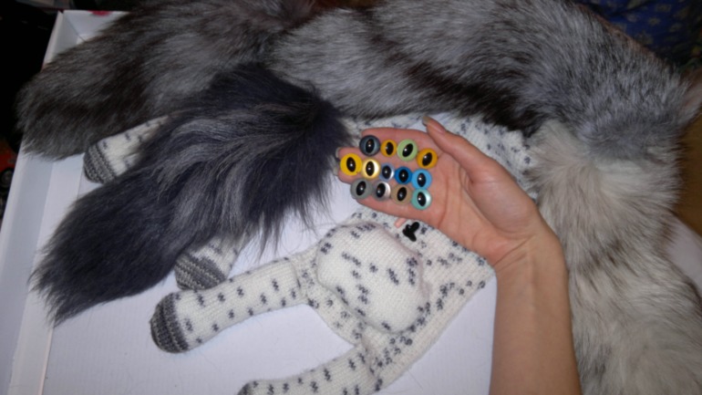 пока не нашелся хозяин. Какую фурнитуру выбрать?