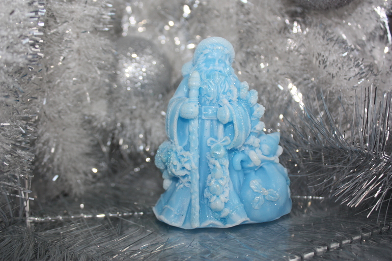 Дед мороз в голубом