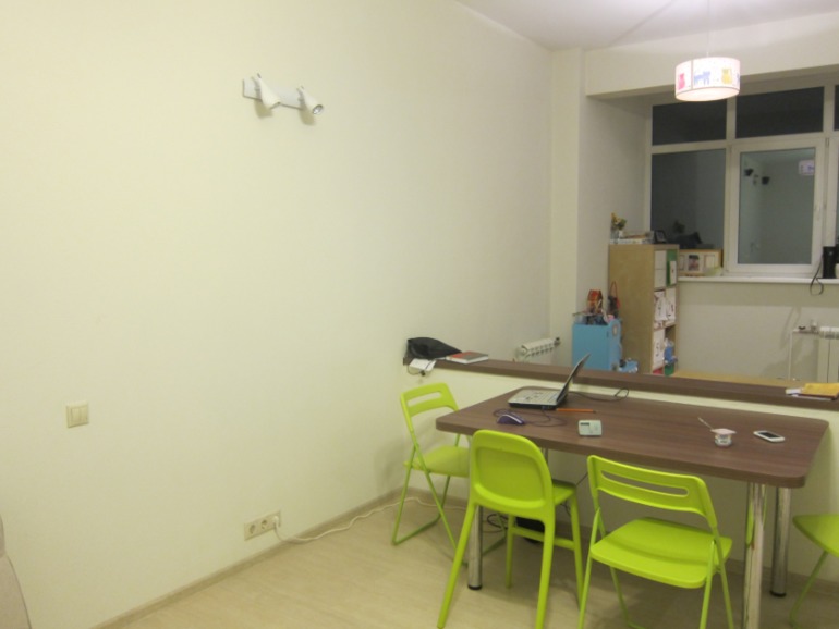 оформление стены (прошу совета)