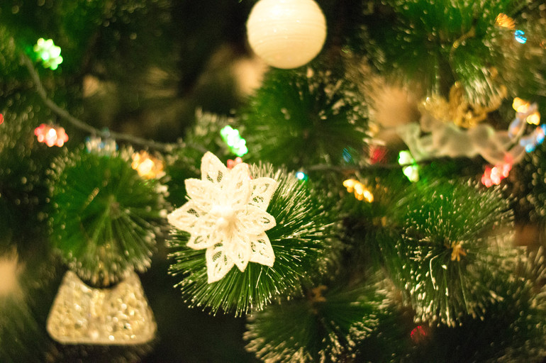 Мы тоже нарядили елочку