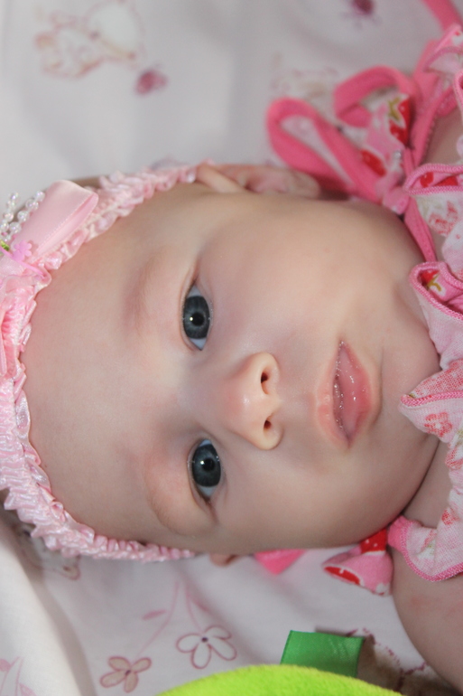 Ритусе без недели 3 месяца))А у нас сладкая клубничка в ноябре))(много фоткоф)