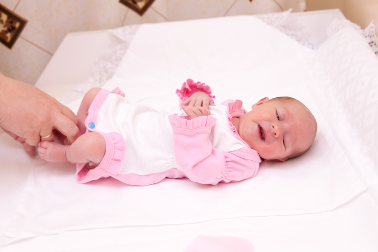 Бодик с выписки только немного маловат нам в 3,5 месяца))