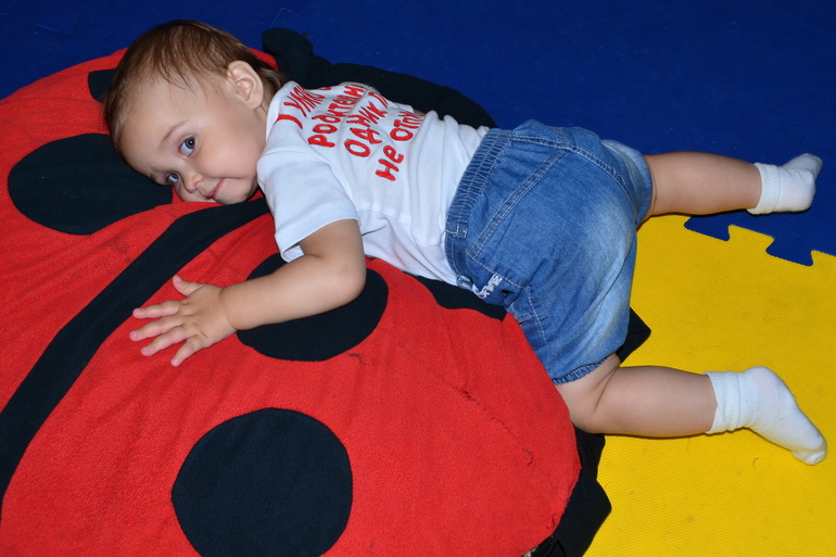 Алисику годик 12.08.2013