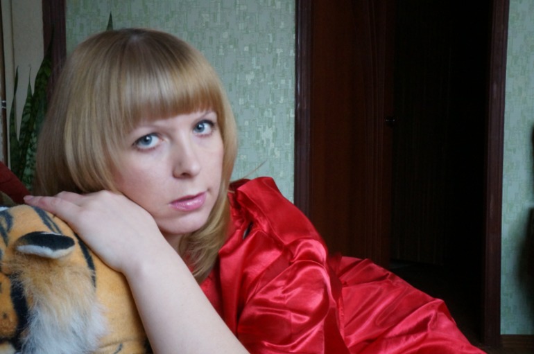 девочки как лучше с чёлкой или без?