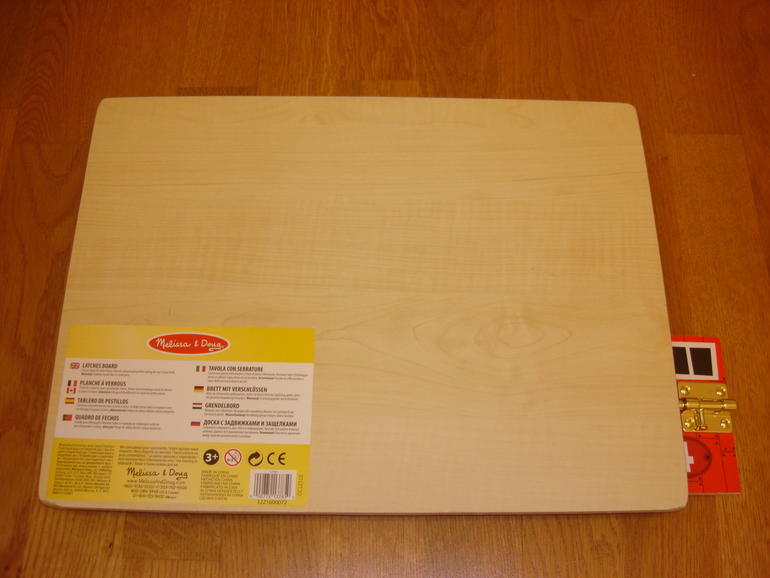 Задвижки, пуговки и немного творчества