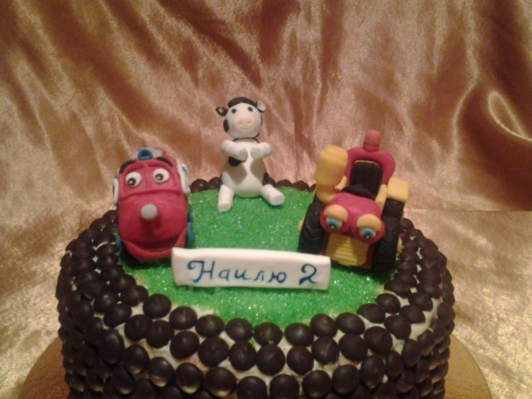 Добрый вечер..давно тут не была.. вот мои последние тортики..)))прошу подкат..))