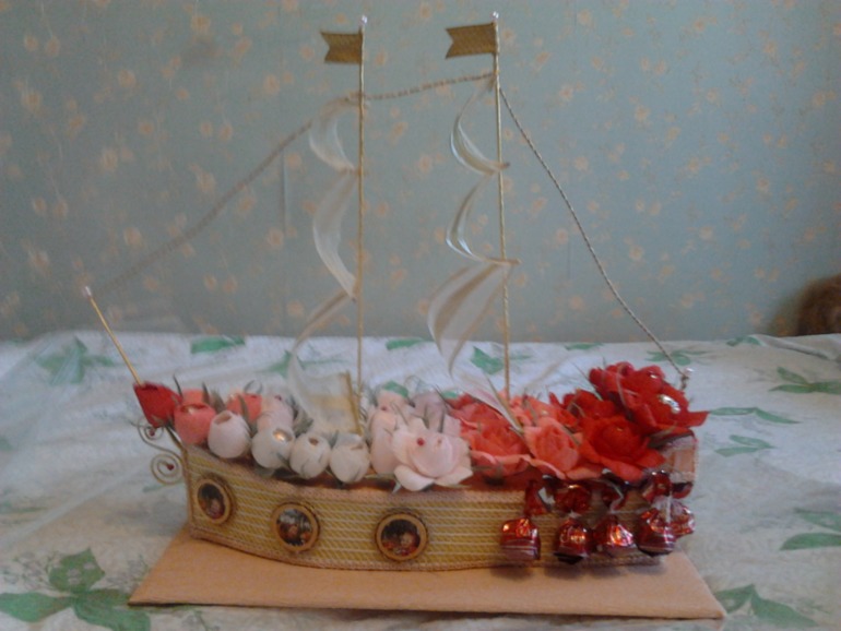 Мой первый корабль! Очень жду ваших советов!