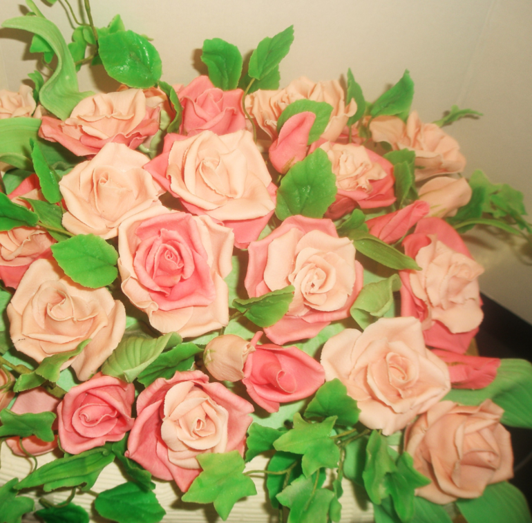 Чайная пара и розарий