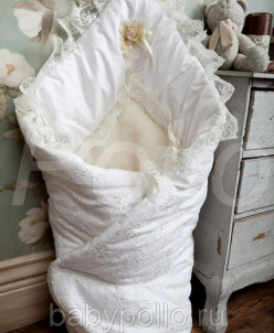 Нарядный конверт-одеяло с мехом. Зима