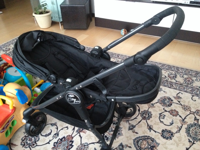 Та дам! Baby Jogger City Versa вместо Orbit Baby G2!!!!!!!