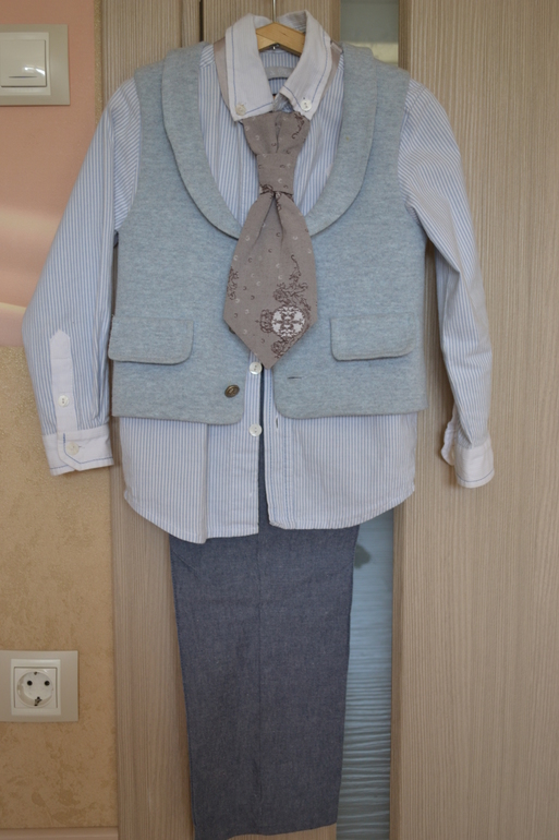 Костюм Gioia di Mamma б/у рост 116