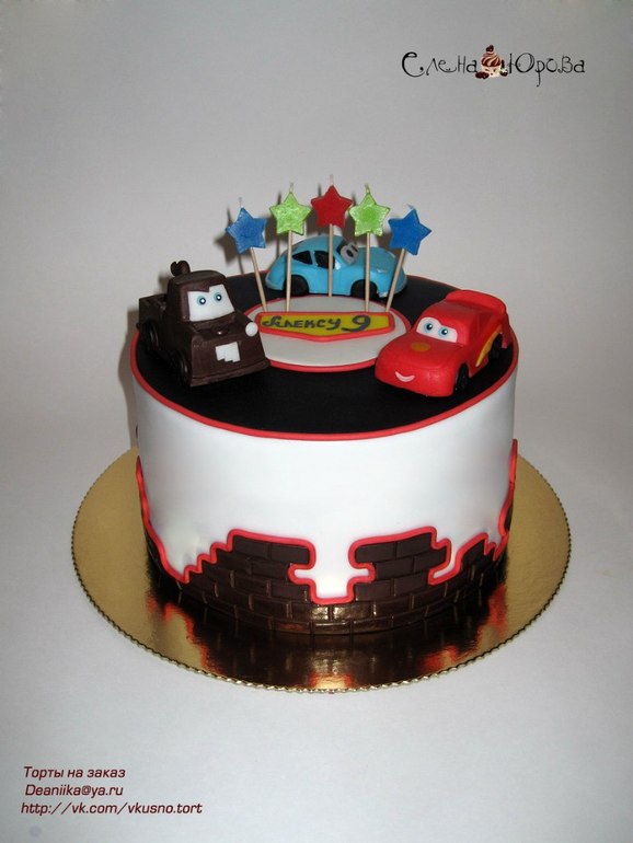 Торт Тачки. (Молния Маквин)