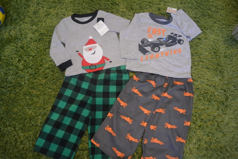 Пижамы CARTERS 24 мес. новые