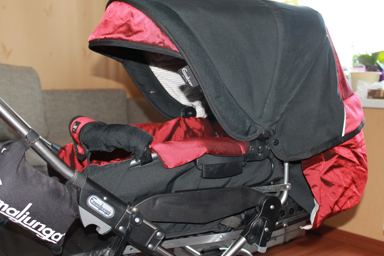 Продам Emmaljunga Edge Duo Combi 13000р.