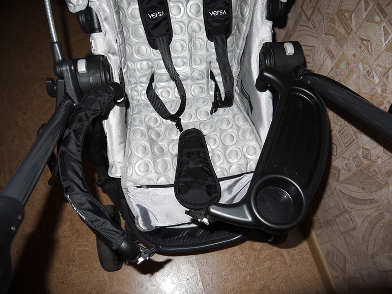Продается новая  коляска Baby Jogger City Versa