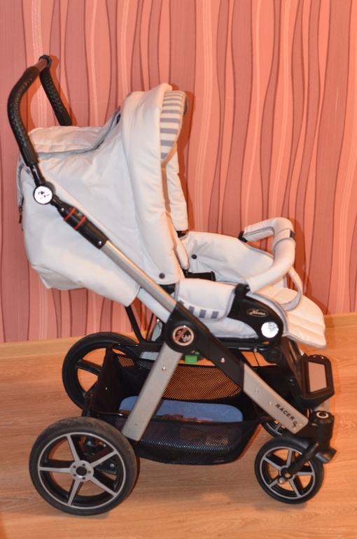 Hartan Racer GT 2013 г. НА ГАРАНТИИ белая эко-кожа 2 в 1 - люлька и прогулка
