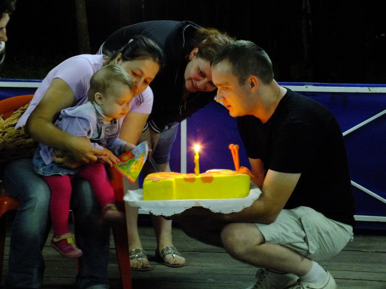 Алисику годик 12.08.2013
