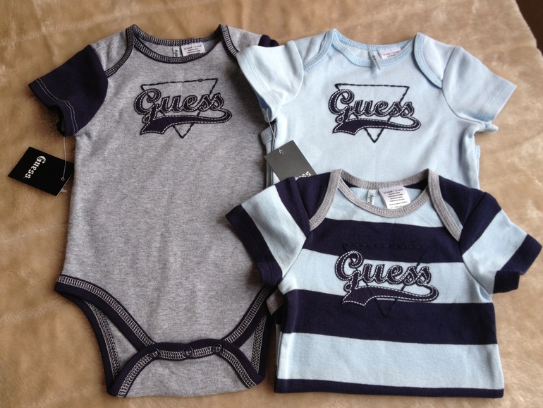 Новые боди Guess, 3-6 мес. 600руб!