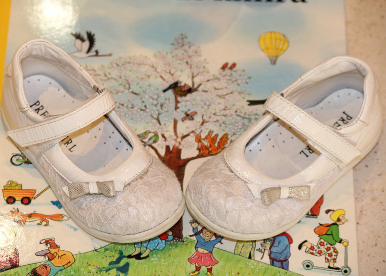 Crocs (С7), Капика (Kapika, разм.23), Minimen (разм.23), PrettyGirl (разм.23)