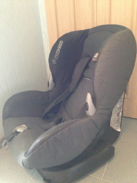 Продам детское автокресло бу Maxi Cosi 9-18 кг